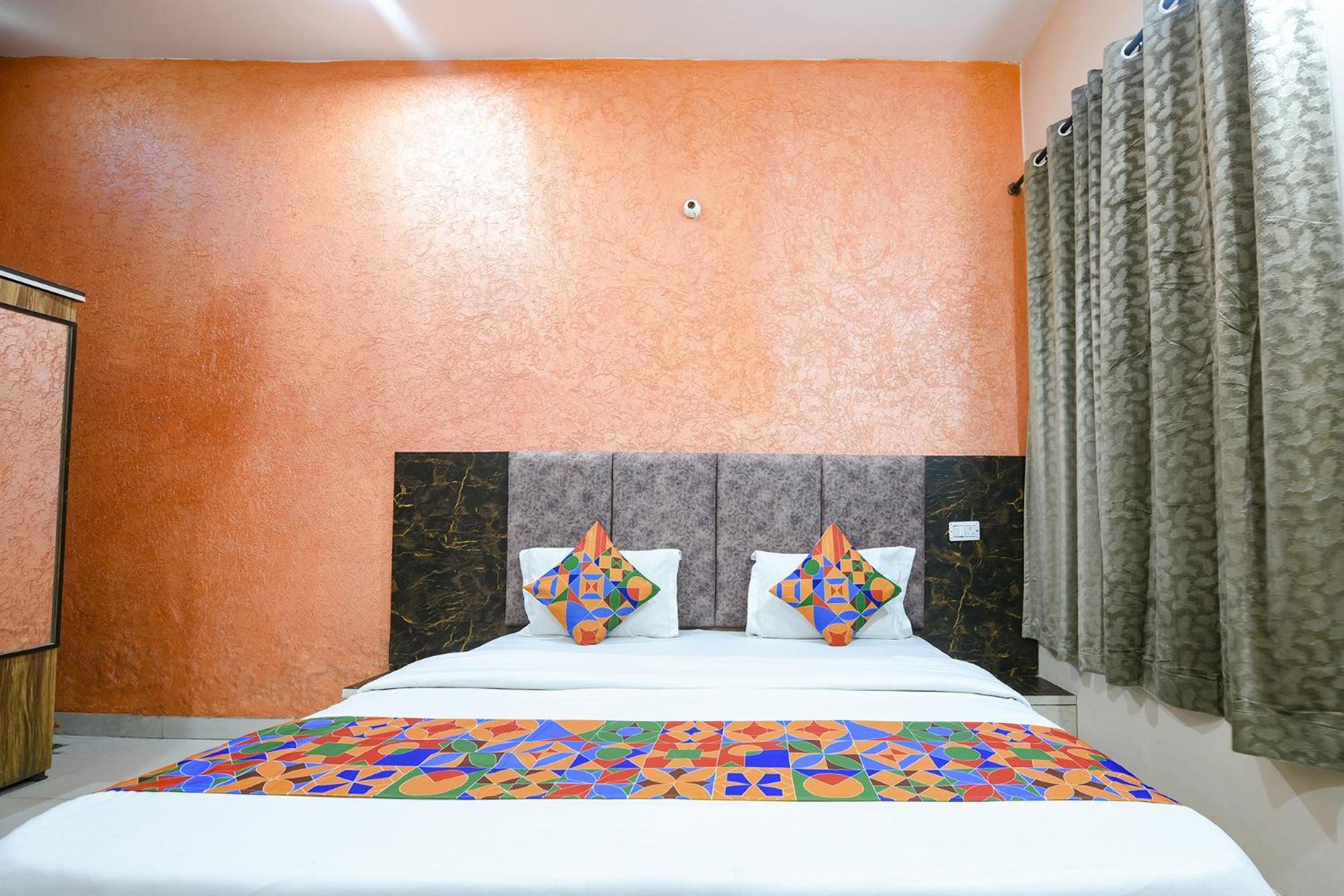 Fabexpress Galaxy Otel Nayagaon Dış mekan fotoğraf